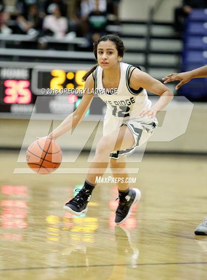 Thumbnail 2 in Amarillo vs Lake Ridge photogallery.