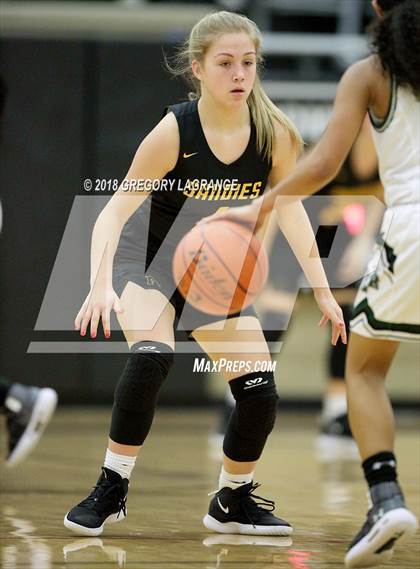 Thumbnail 1 in Amarillo vs Lake Ridge photogallery.
