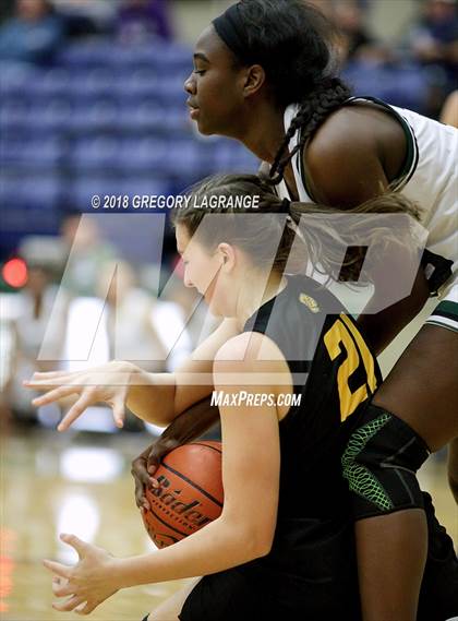 Thumbnail 2 in Amarillo vs Lake Ridge photogallery.