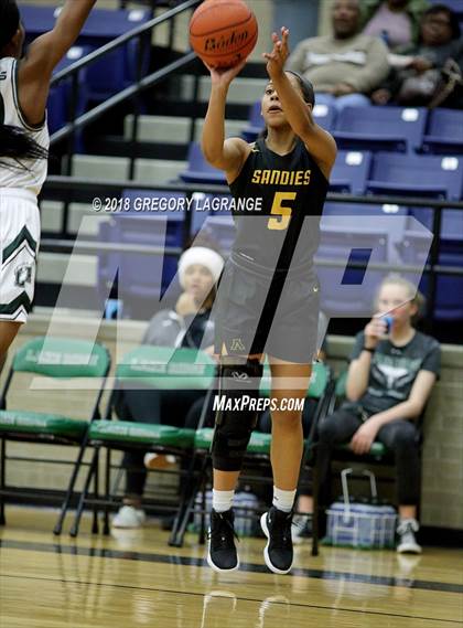 Thumbnail 1 in Amarillo vs Lake Ridge photogallery.