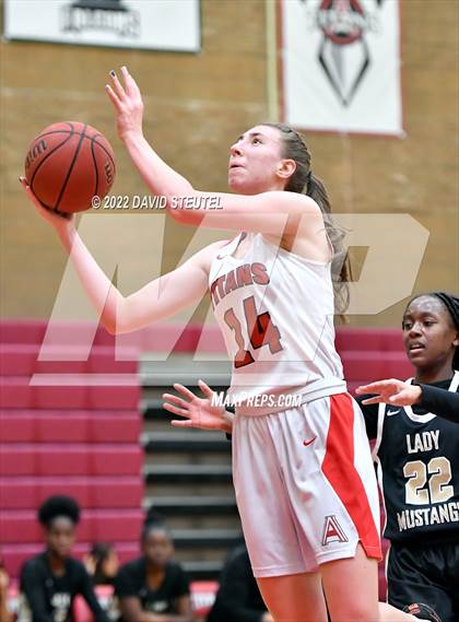 Thumbnail 3 in Monterey Trail @ Antelope photogallery.
