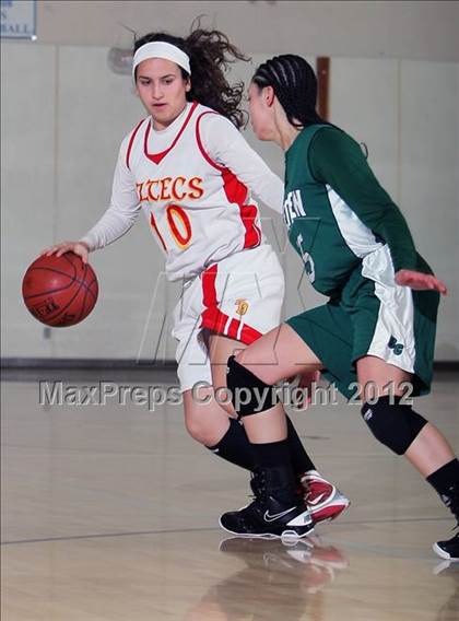 Thumbnail 3 in Brethren Christian vs. Palm Desert (MaxPreps Holiday Classic) photogallery.