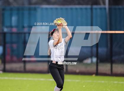 Thumbnail 3 in Westmoore @ Mustang photogallery.