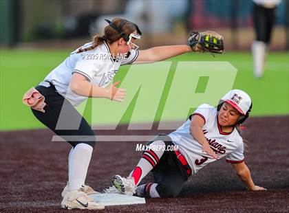 Thumbnail 1 in Westmoore @ Mustang photogallery.
