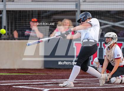 Thumbnail 1 in Westmoore @ Mustang photogallery.