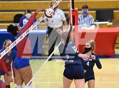 Thumbnail 2 in Valor Christian @ Cherry Creek (CHSAA 5A Region 5) photogallery.