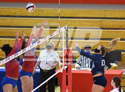 Thumbnail 3 in Valor Christian @ Cherry Creek (CHSAA 5A Region 5) photogallery.