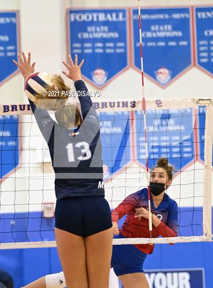 Thumbnail 2 in Valor Christian @ Cherry Creek (CHSAA 5A Region 5) photogallery.