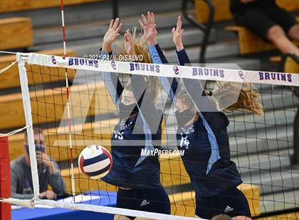 Thumbnail 1 in Valor Christian @ Cherry Creek (CHSAA 5A Region 5) photogallery.