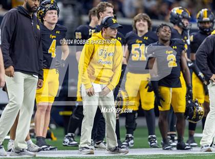 Thumbnail 2 in Paradise vs. Malakoff (UIL 3A D1 Semifinal) photogallery.