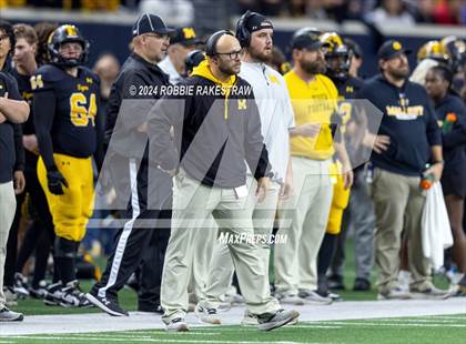 Thumbnail 1 in Paradise vs. Malakoff (UIL 3A D1 Semifinal) photogallery.