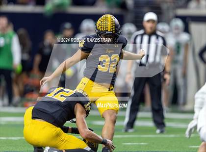 Thumbnail 2 in Paradise vs. Malakoff (UIL 3A D1 Semifinal) photogallery.