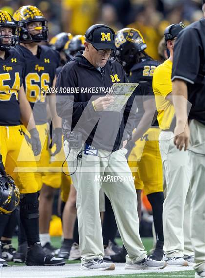 Thumbnail 3 in Paradise vs. Malakoff (UIL 3A D1 Semifinal) photogallery.