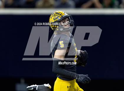 Thumbnail 1 in Paradise vs. Malakoff (UIL 3A D1 Semifinal) photogallery.
