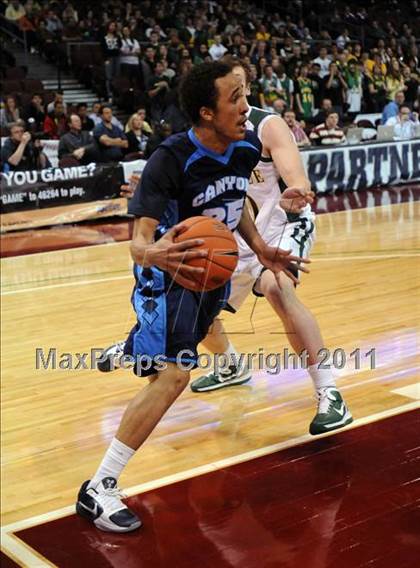 Thumbnail 3 in Bishop Manogue vs. Canyon Springs (NIAA D4A Final) photogallery.