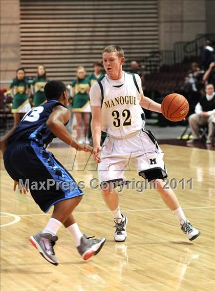 Thumbnail 2 in Bishop Manogue vs. Canyon Springs (NIAA D4A Final) photogallery.