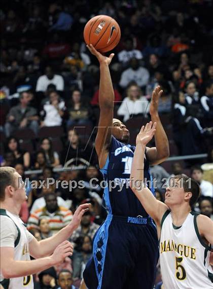 Thumbnail 2 in Bishop Manogue vs. Canyon Springs (NIAA D4A Final) photogallery.