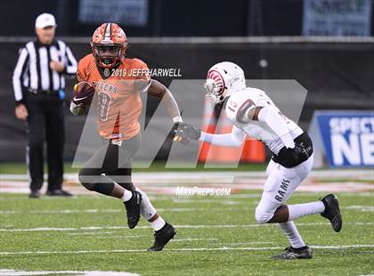 Thumbnail 3 in Mansfield Senior vs. Trotwood-Madison (OHSAA D3 Final)  photogallery.