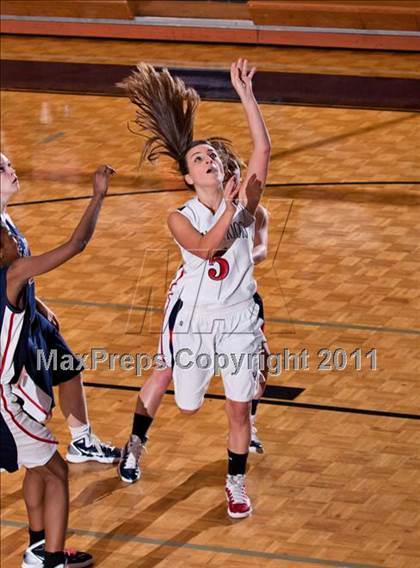 Thumbnail 2 in South Doyle vs Jefferson County (2-AAA District Playoff) photogallery.