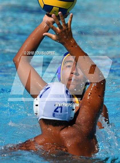 Thumbnail 1 in El Rancho @ Charter Oak photogallery.