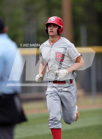 Thumbnail 3 in Charlotte Catholic vs. Providence Day photogallery.