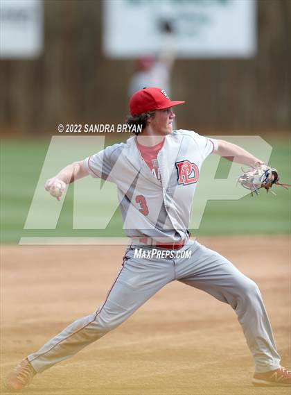 Thumbnail 2 in Charlotte Catholic vs. Providence Day photogallery.