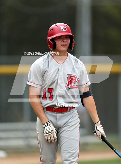 Thumbnail 2 in Charlotte Catholic vs. Providence Day photogallery.