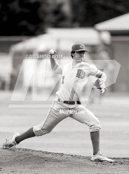 Thumbnail 3 in Charlotte Catholic vs. Providence Day photogallery.
