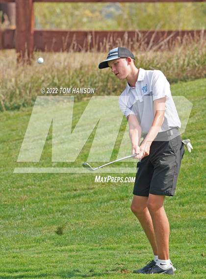 Thumbnail 2 in CHSAA 4A State Championship - Day 2 photogallery.