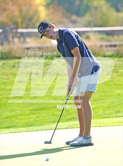 Thumbnail 3 in CHSAA 4A State Championship - Day 2 photogallery.