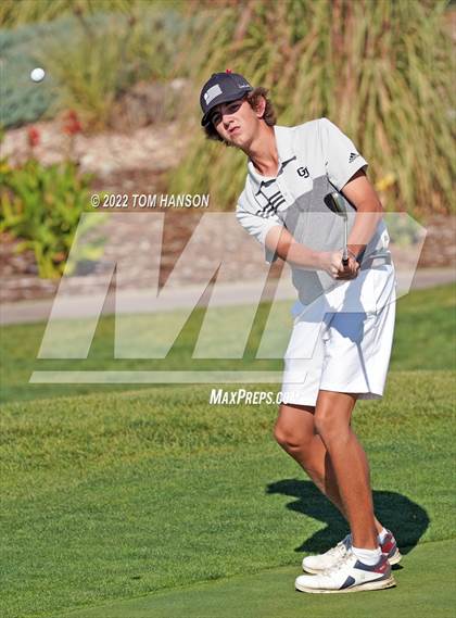 Thumbnail 2 in CHSAA 4A State Championship - Day 2 photogallery.