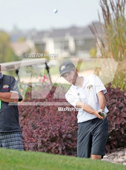 Thumbnail 3 in CHSAA 4A State Championship - Day 2 photogallery.