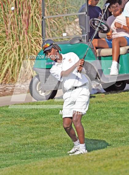Thumbnail 2 in CHSAA 4A State Championship - Day 2 photogallery.