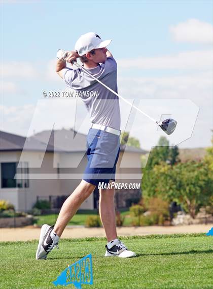 Thumbnail 1 in CHSAA 4A State Championship - Day 2 photogallery.