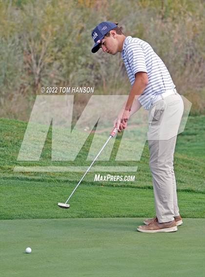 Thumbnail 3 in CHSAA 4A State Championship - Day 2 photogallery.