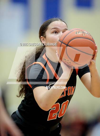 Thumbnail 3 in Haltom vs Keller photogallery.