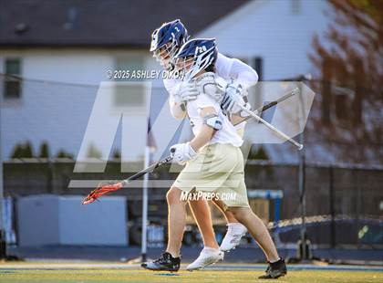 Thumbnail 2 in Port Huron United @ Grosse Pointe South photogallery.