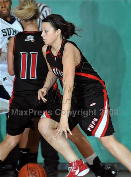 Thumbnail 2 in Hanford vs. Summit (Ladycat Classic) photogallery.