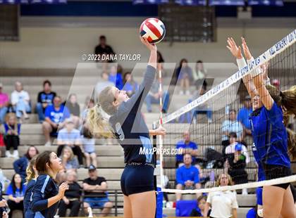 Thumbnail 2 in Bell @ Weatherford photogallery.
