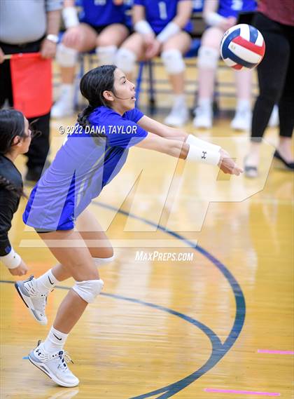Thumbnail 3 in Bell @ Weatherford photogallery.