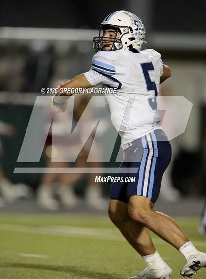 Thumbnail 2 in Bell vs Keller Central photogallery.