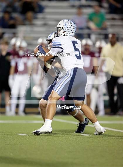 Thumbnail 2 in Bell vs Keller Central photogallery.