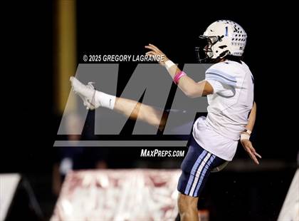 Thumbnail 1 in Bell vs Keller Central photogallery.