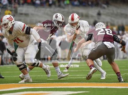 Thumbnail 3 in Round Rock vs. The Woodlands (UIL 6A Quarterfinal) photogallery.