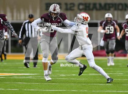 Thumbnail 2 in Round Rock vs. The Woodlands (UIL 6A Quarterfinal) photogallery.