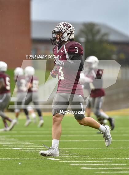 Thumbnail 2 in Round Rock vs. The Woodlands (UIL 6A Quarterfinal) photogallery.