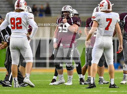 Thumbnail 1 in Round Rock vs. The Woodlands (UIL 6A Quarterfinal) photogallery.