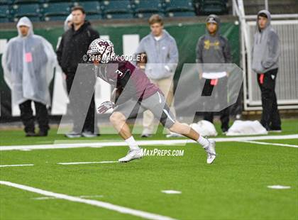Thumbnail 2 in Round Rock vs. The Woodlands (UIL 6A Quarterfinal) photogallery.