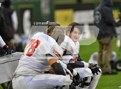 Thumbnail 2 in Round Rock vs. The Woodlands (UIL 6A Quarterfinal) photogallery.