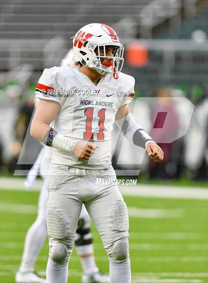 Thumbnail 1 in Round Rock vs. The Woodlands (UIL 6A Quarterfinal) photogallery.